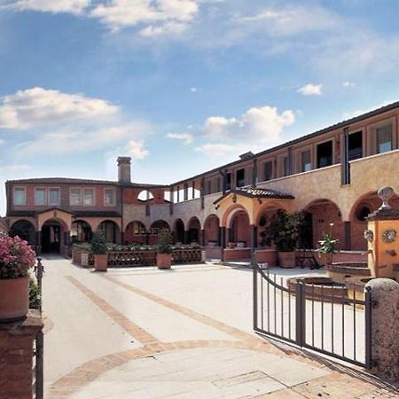 Hotel Il Chiostro Oppeano エクステリア 写真